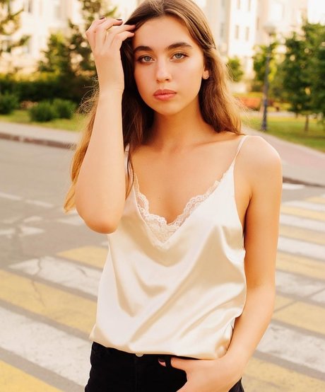 Diana Pozhidaeva high quality model img