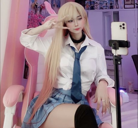 Dalfhne Visperas star beautiful pictures