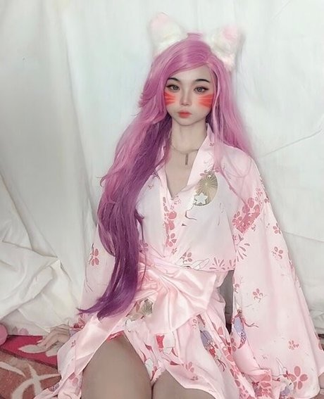 Akari xxx pornstar photos