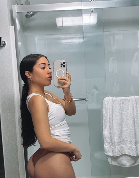 Gengarcontessa actress photo