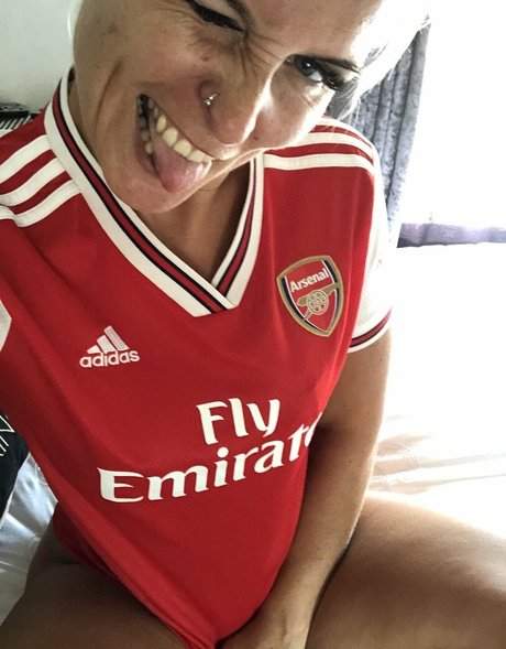 ukhotwife nudes model galleries