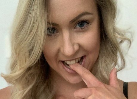 Charlie Emma star beautiful images