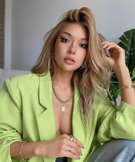 Sangyaychen top pornstar images