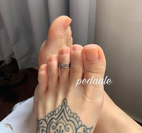 Pedaale nice model pics