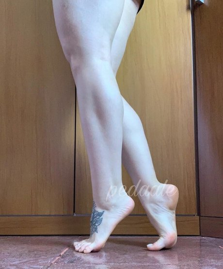 Pedaale nudes model photos