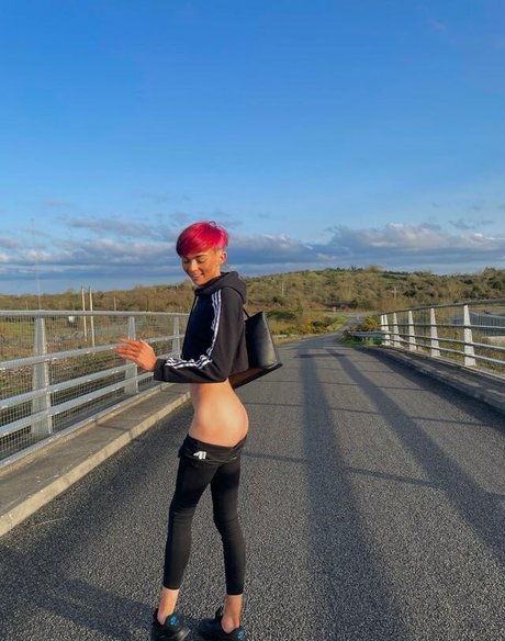 dolladills exclusive pornstar galleries