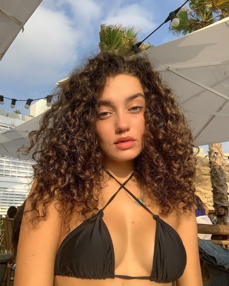 Liraz Nomdar nice actress pic