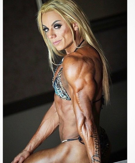 Amanda Machado star hot picture