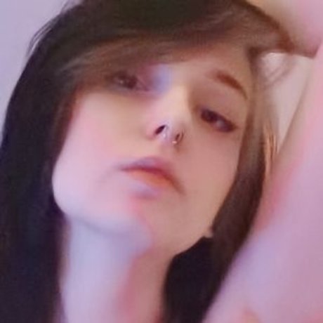 Liino adult model pic