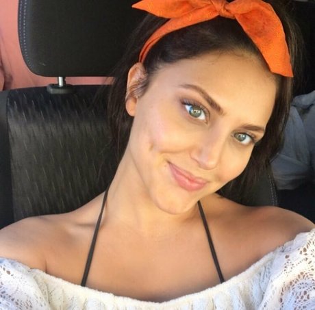 Cassie Scerbo Profile pic