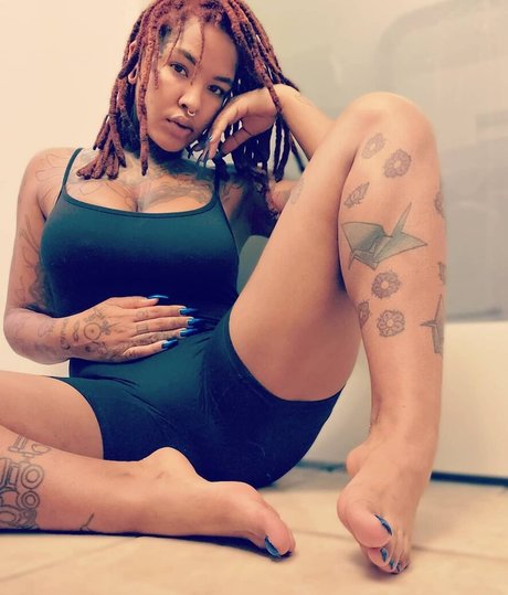 Diandra Janelle Rose exclusive star images