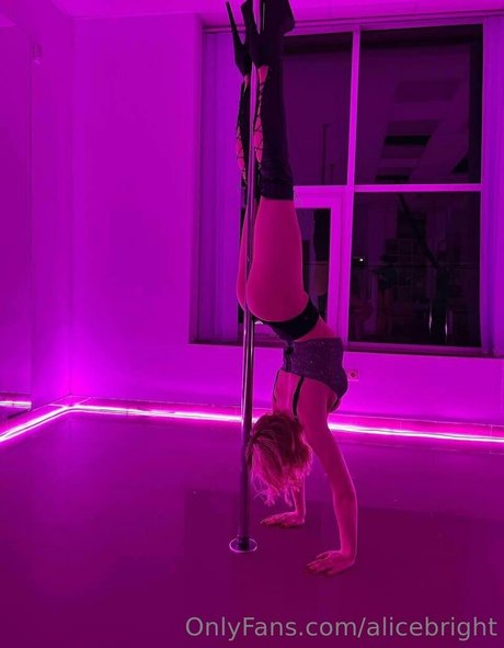 alicebrightt best star img