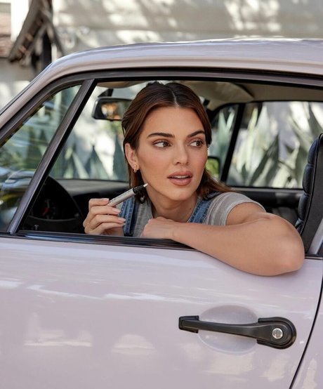 Kendall Jenner porn star photos