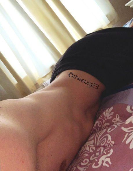 theerealmrbig nudes actress pictures