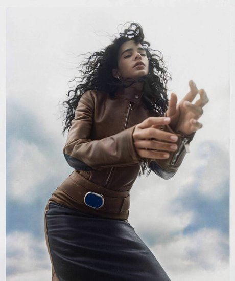 Bruna Marquezine pretty actress galleries