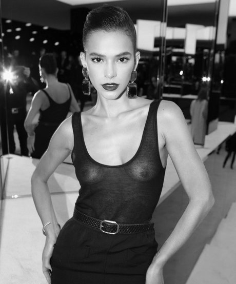 Bruna Marquezine art pornstar pictures