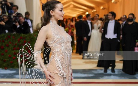 Dove Cameron pornographic star images