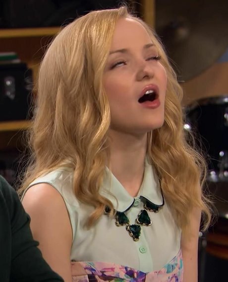 Dove Cameron pretty star archive