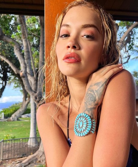 Rita Ora beautiful star galleries
