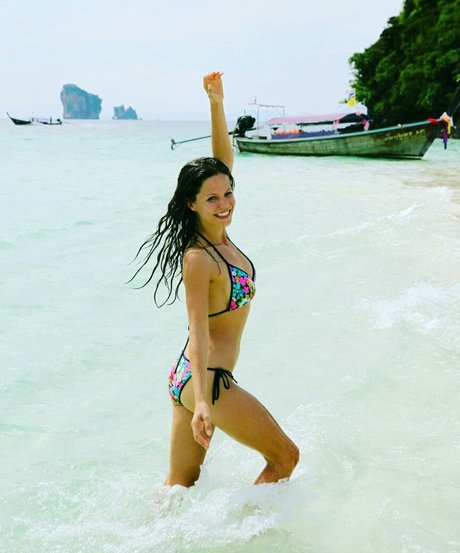 Tammin Sursok beautiful actress photo