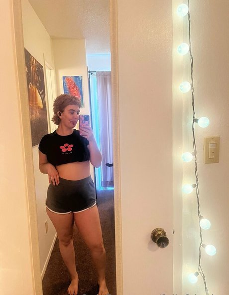 fullofsinning model hd picture