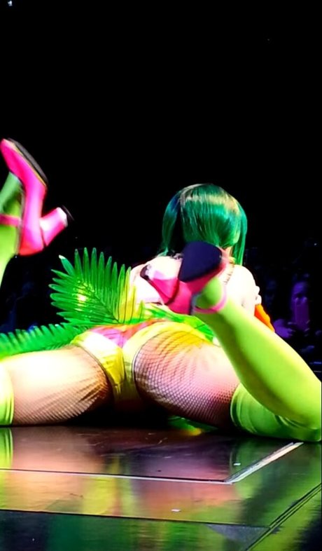 cute redhead onlyfans free sexy pic