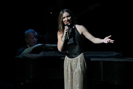 Katharine McPhee model top pics