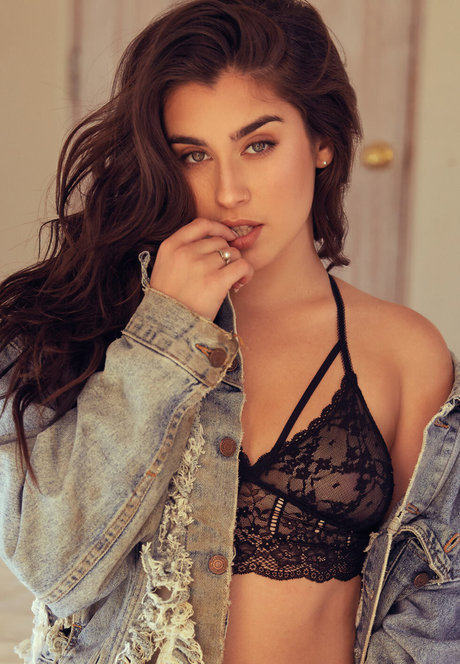 Lauren Jauregui top actress photo