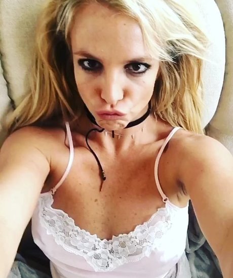 drag queen onlyfans exclusive pics