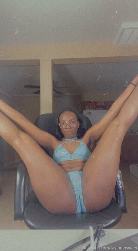 itstaylor official perfect pornstar pictures