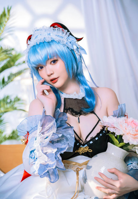 flight attendant onlyfans top pics