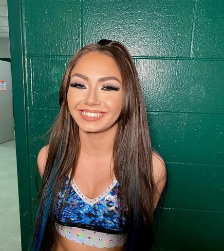 Skye Dolecki xxx actress pics