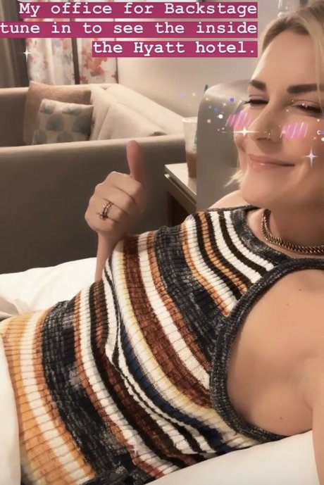 Renee Paquette star perfect image