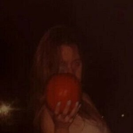 Ashlayslayss naked actress photo