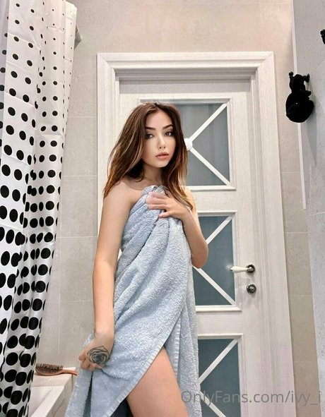 ivy i free model image