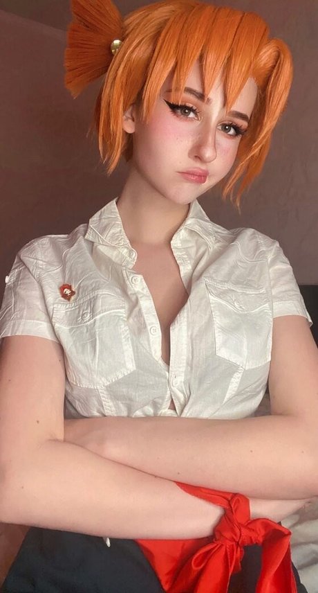 teen glasses onlyfans hot pic