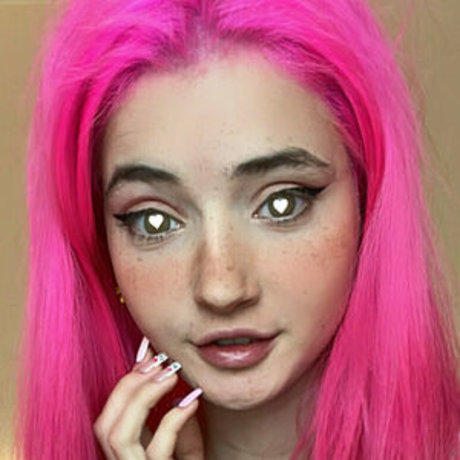 EmmaFiore model adult pictures