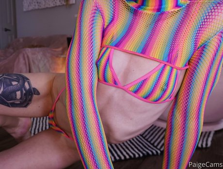 paigecams erotic actress gallery