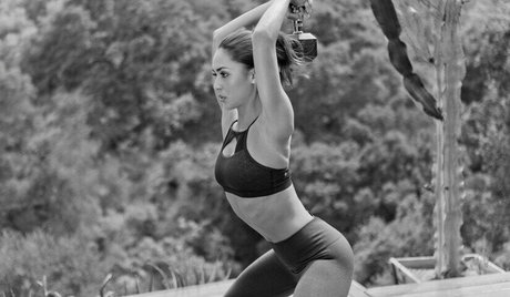 Lindsey Morgan art model pictures