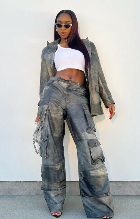 college onlyfans sexy pic