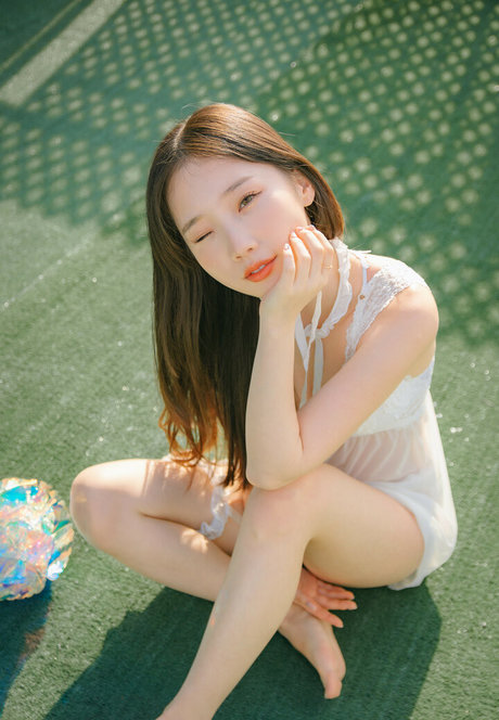 Pureding erotic star images