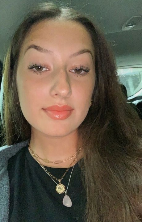 Addie Forche model naked picture