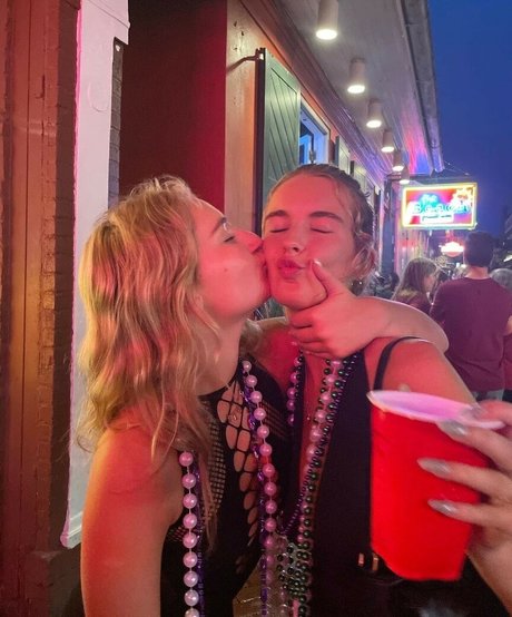 Alexa Meyer sex model galleries