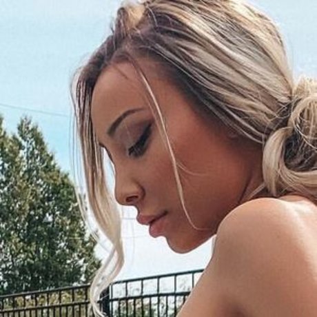 xMylenex pornstar naked img