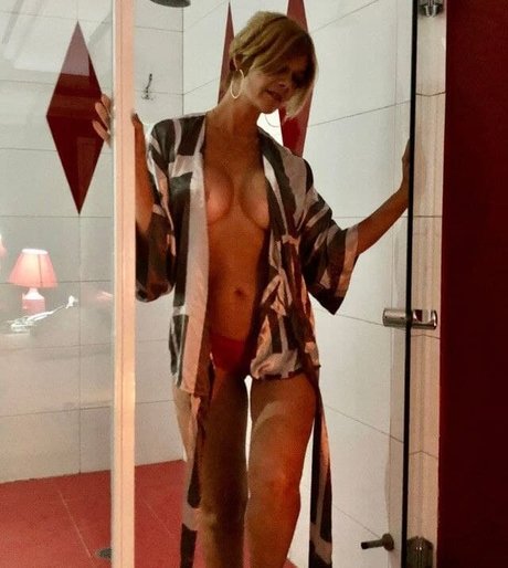 Monicest exclusive pornstar archive