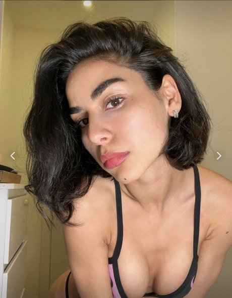 Kittenqueenpurs best model image