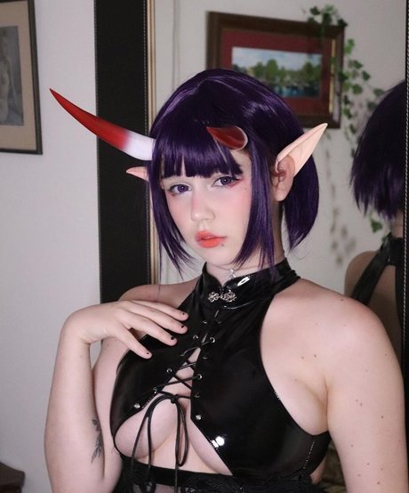 emquizii porn model picture