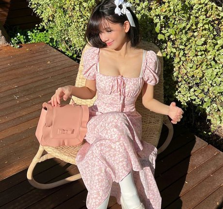 Eeeveenara nude pornstar archive