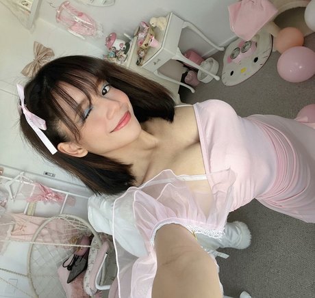 Eeeveenara star sex picture