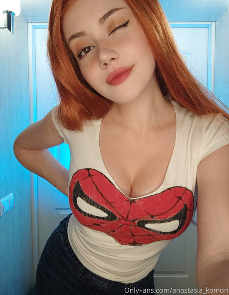 Anastasia Komori sexy star images